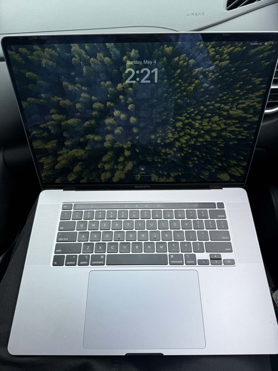 MacBook Pro - Excellent Condition