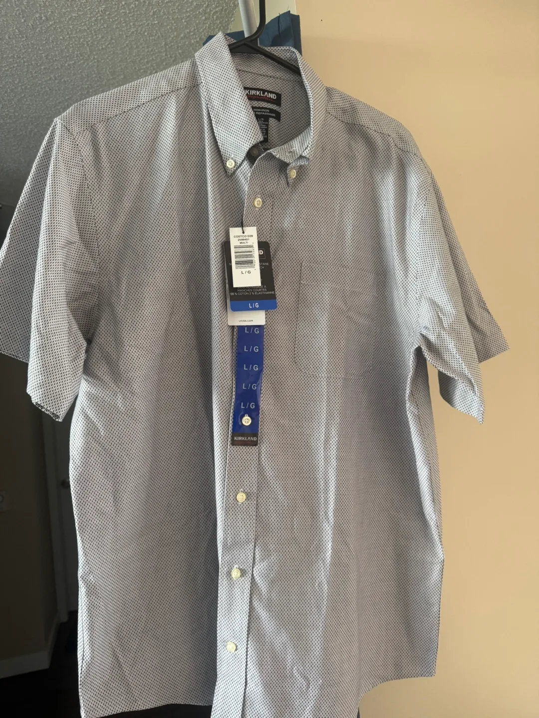 Sleeve Shirt - Size Large image indicator(2)
