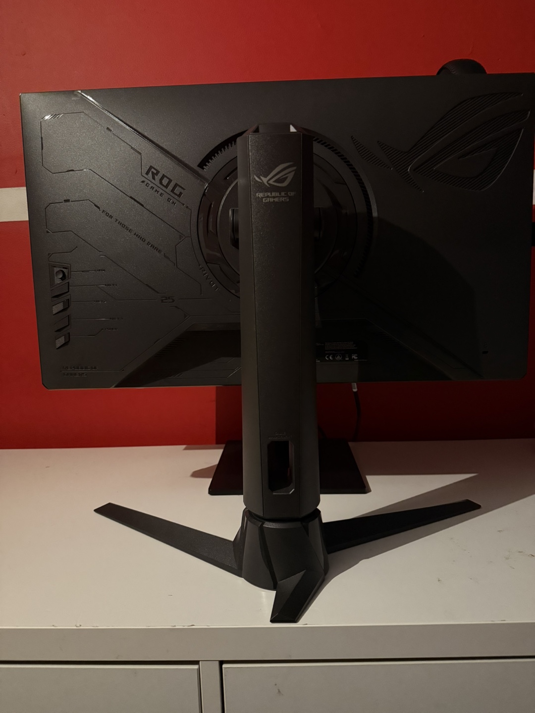 ASUS ROG Strix Gaming Monitor - photo 2