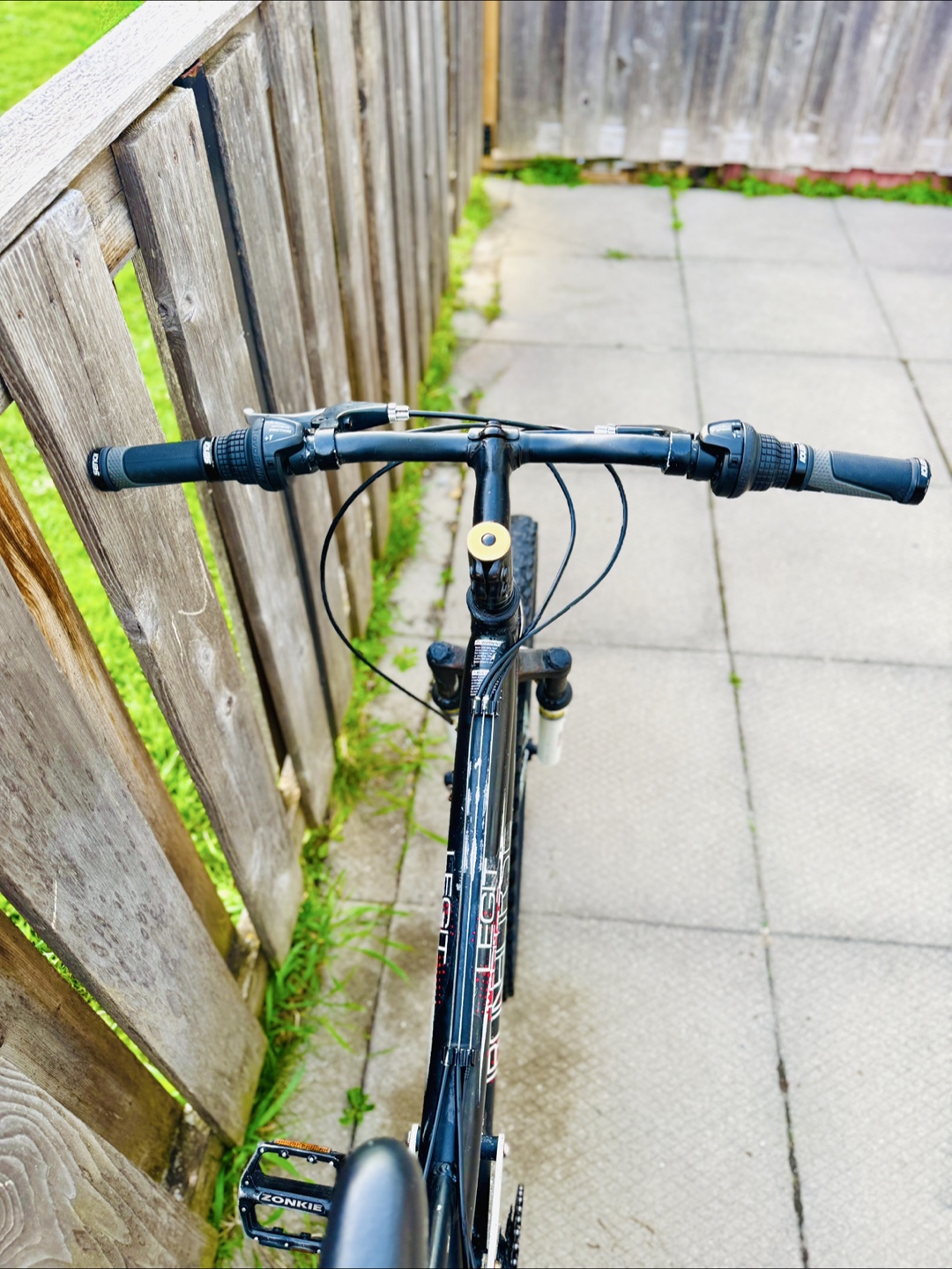 Iron Horse Full Suspension Mountain Bike - photo 3