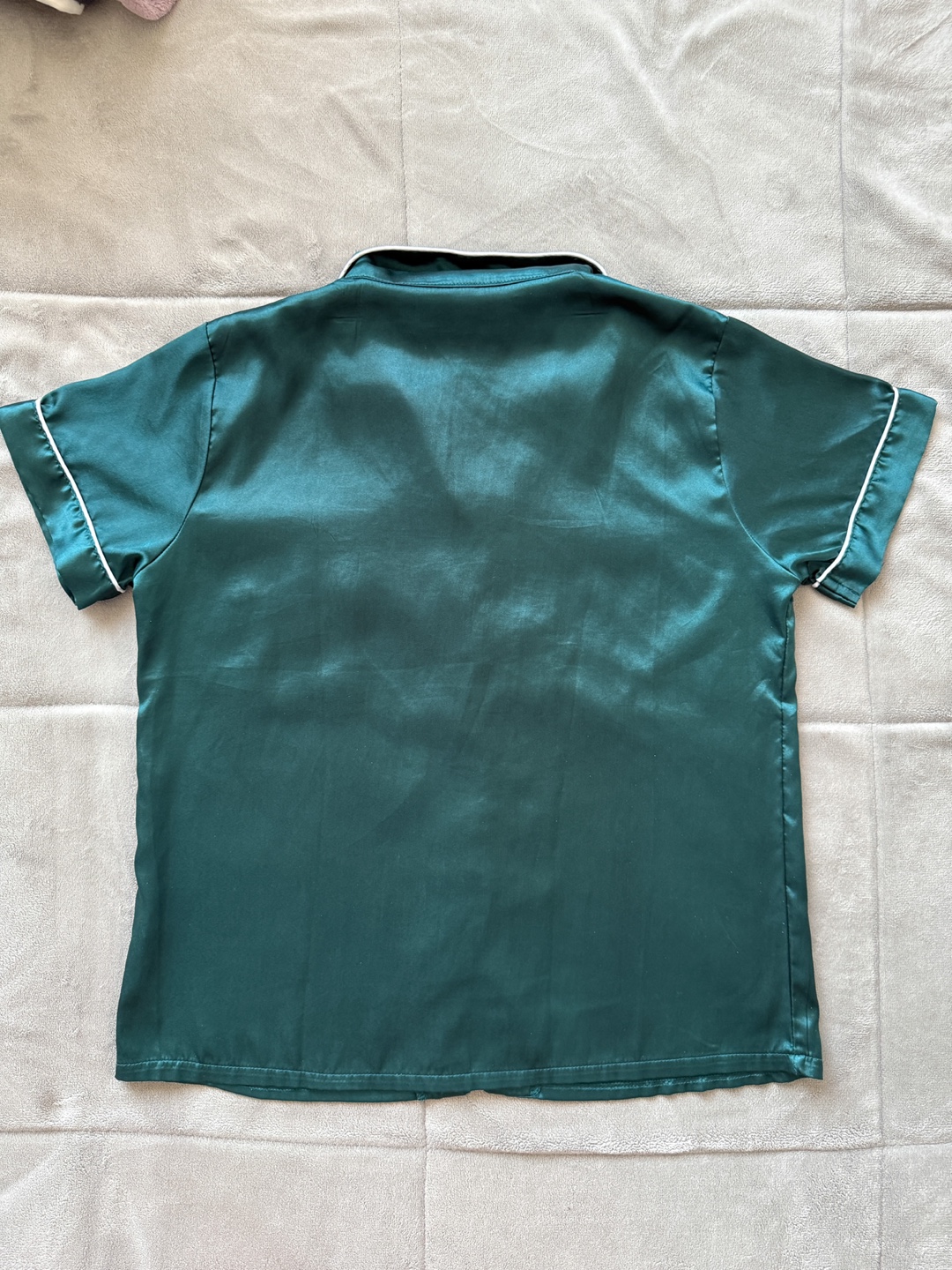 Women's Green Satin Pajama Set - Size Medium - photo 4