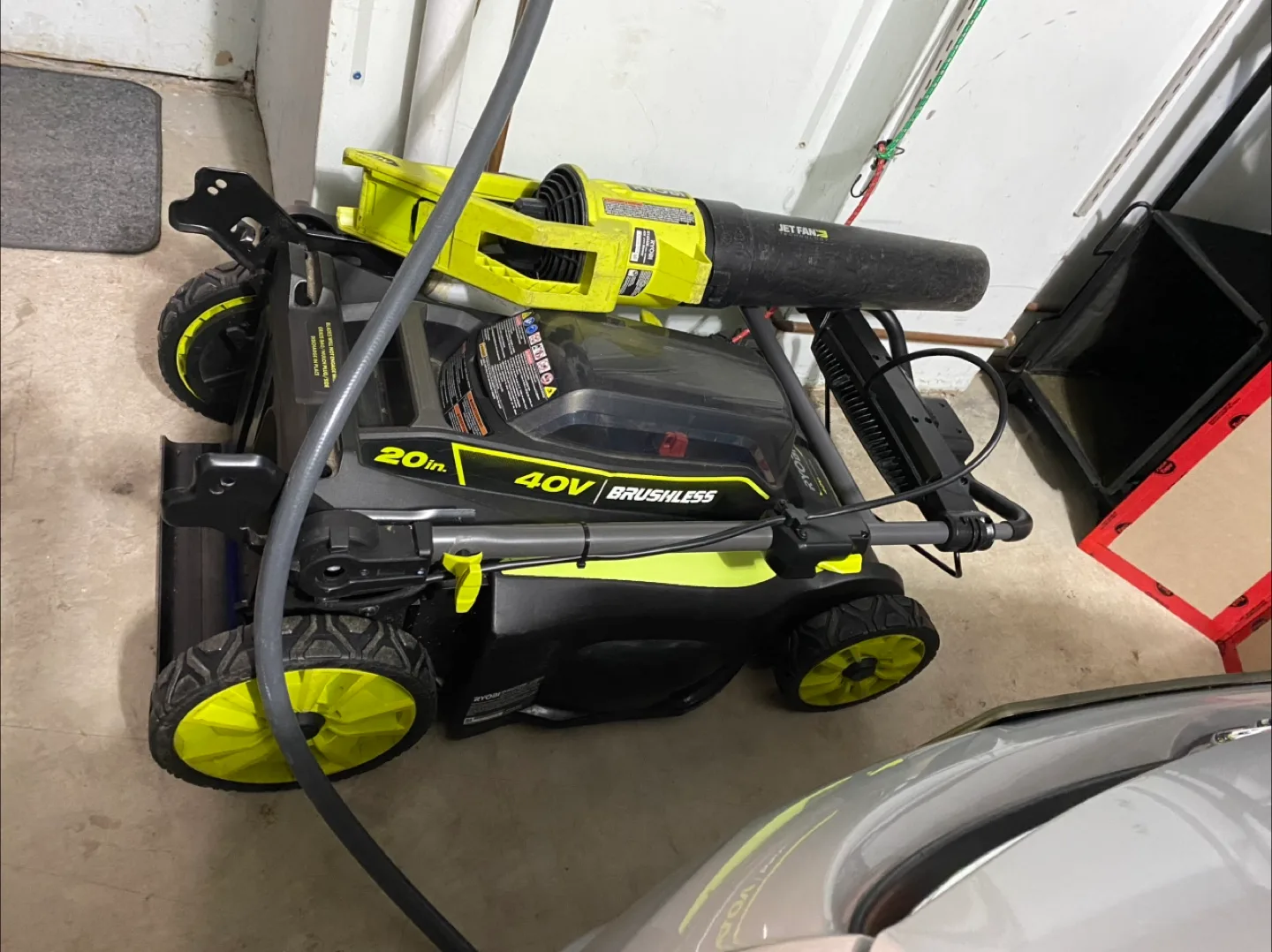 Ryobi Lawn Mower & Leaf Blower Combo thumbnail