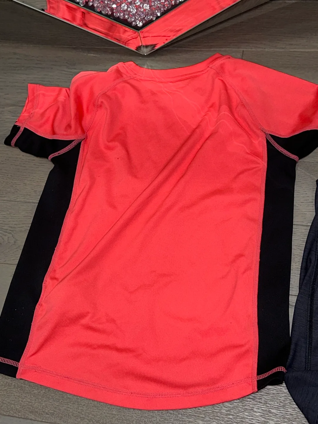 Kids' clothing bundle: shorts and shirt image indicator(8)