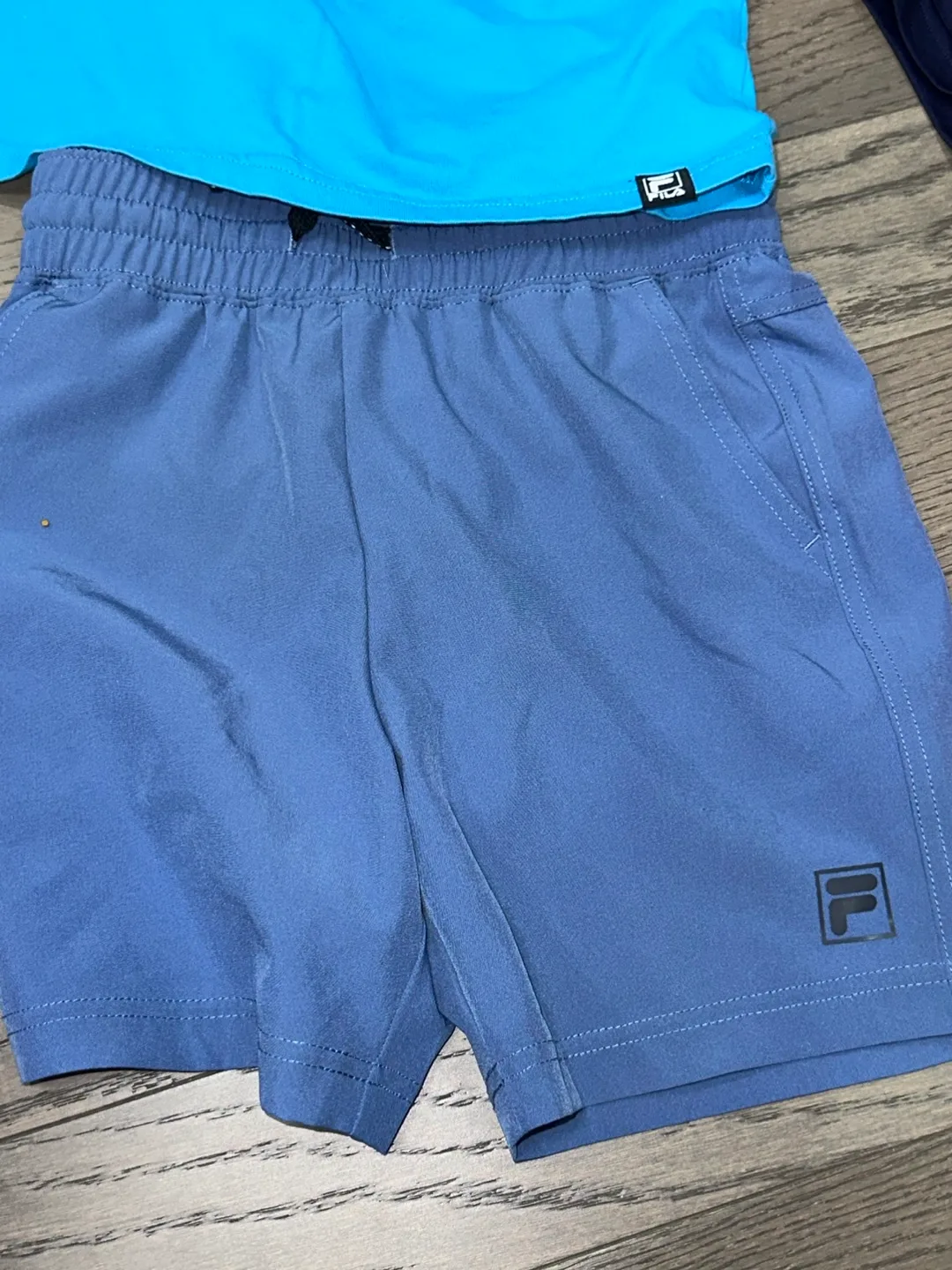 Kids' clothing bundle: shorts and shirt image indicator(9)