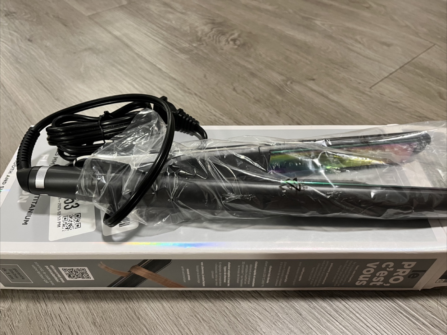 Conair 1-inch Rainbow Titanium Flat Iron - photo 2