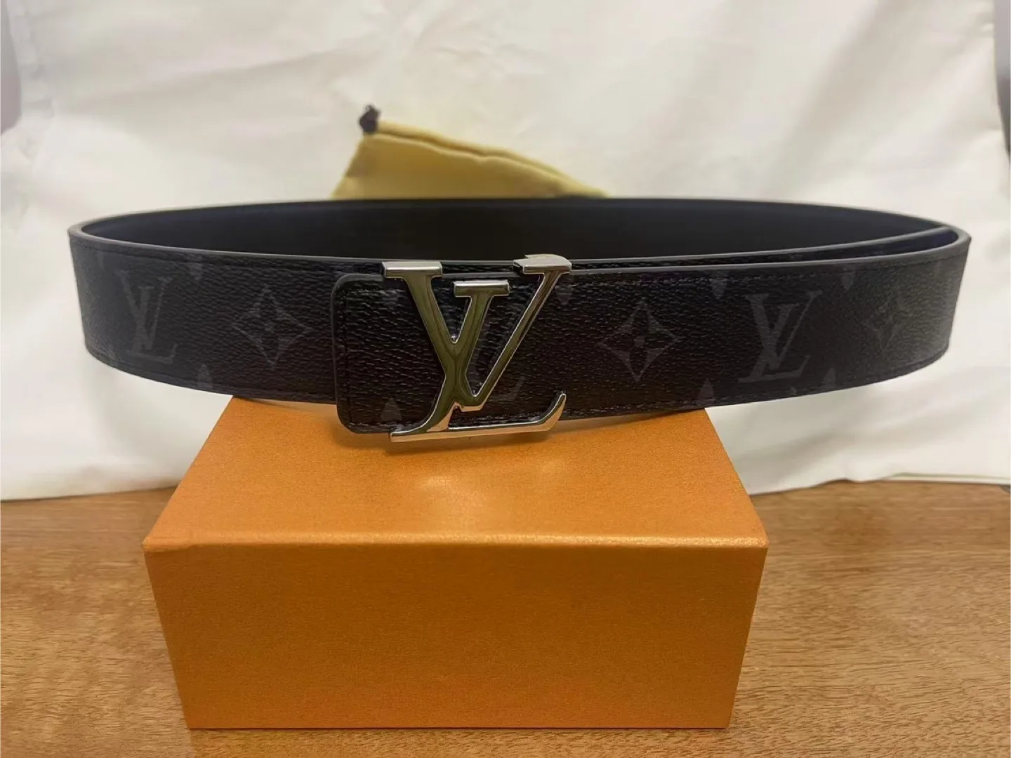 Louis Vuitton Monogram Eclipse Reversible Belt thumbnail