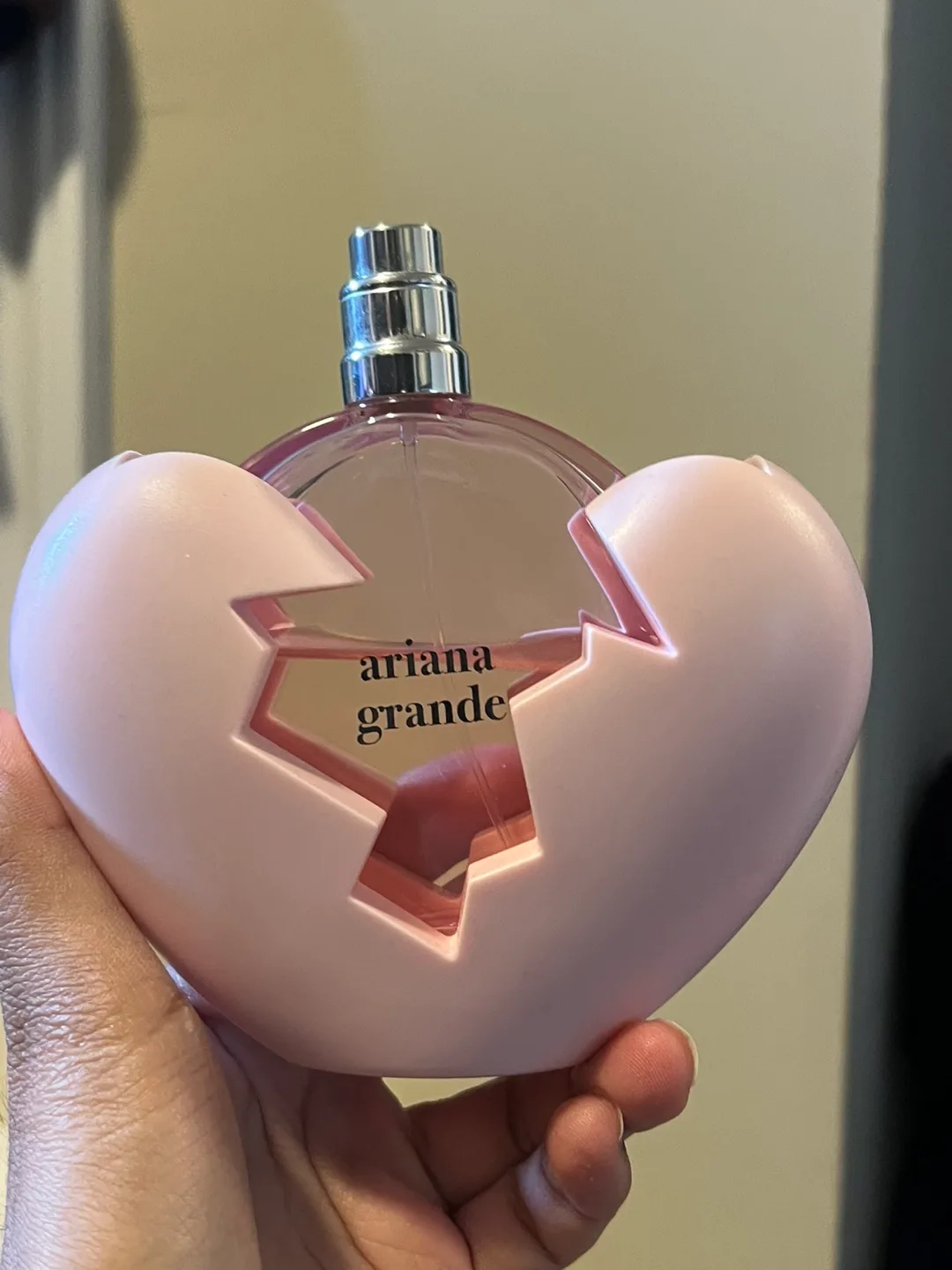 Ariana Grande thank you next Perfume thumbnail