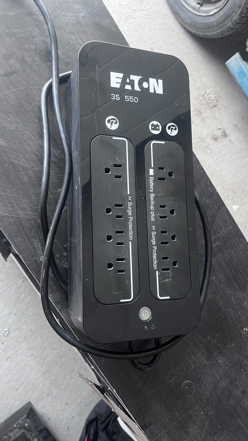 Eaton 3S 550 UPS Battery Backup Surge Protector - photo 4