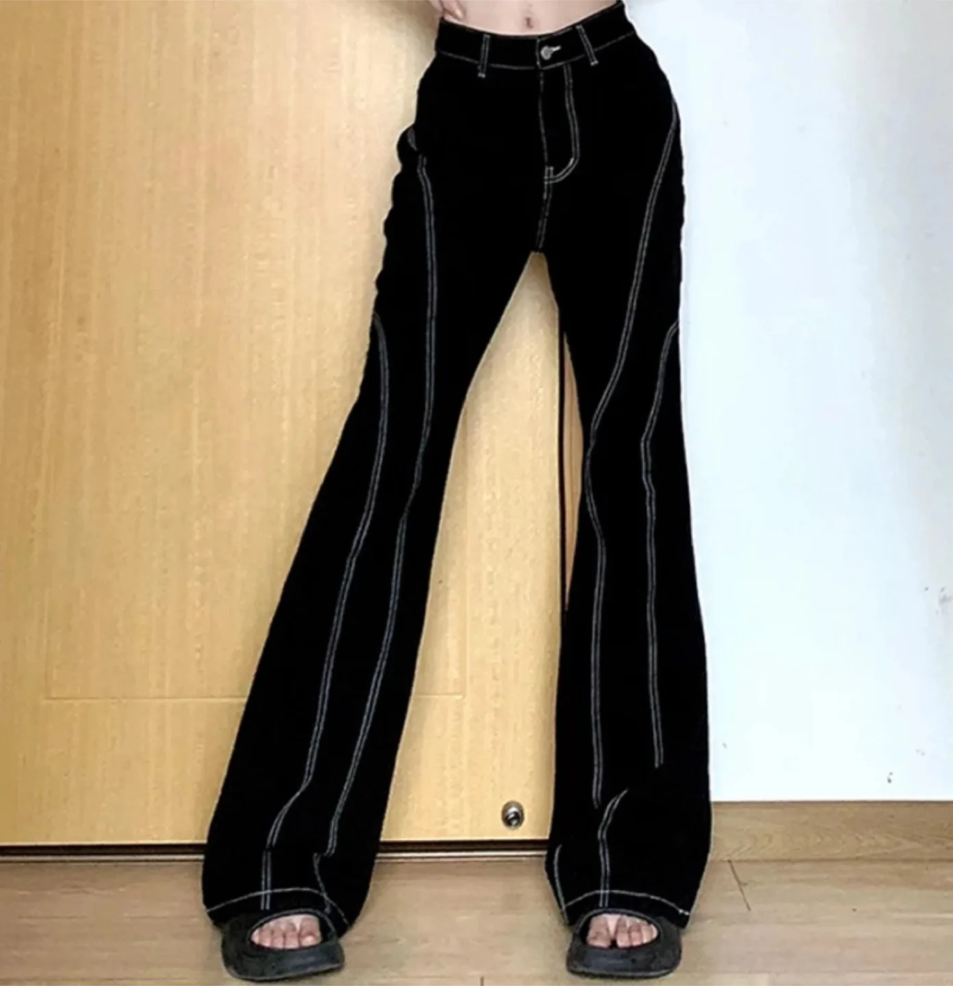 NEW flare line jeans image indicator(2)