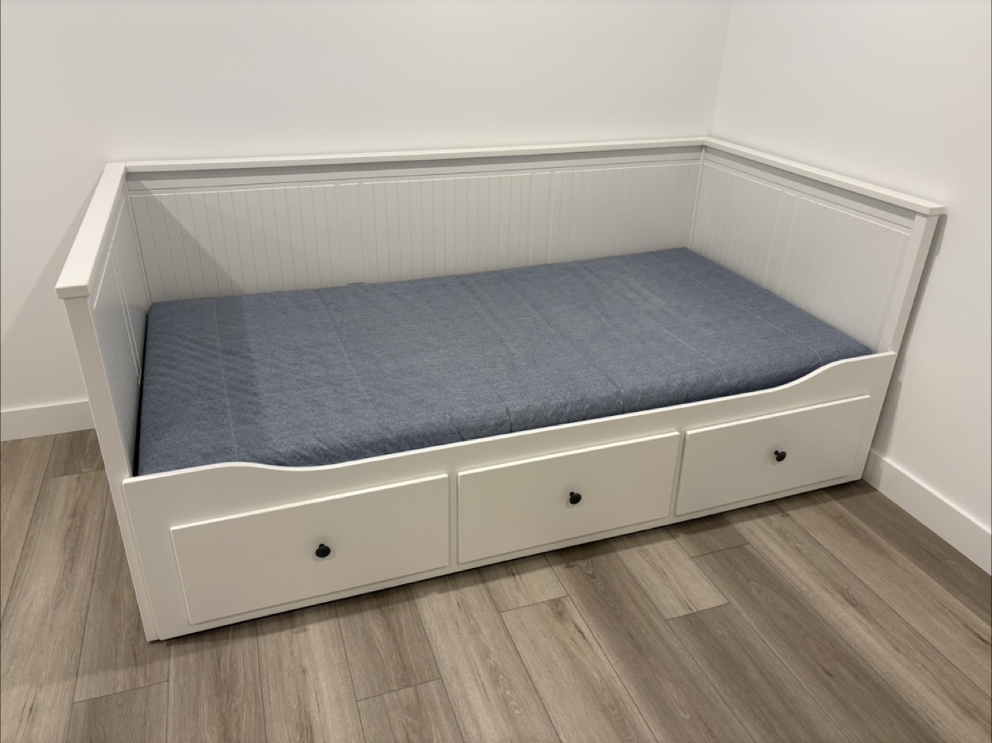 IKEA Daybed with 3 Drawers