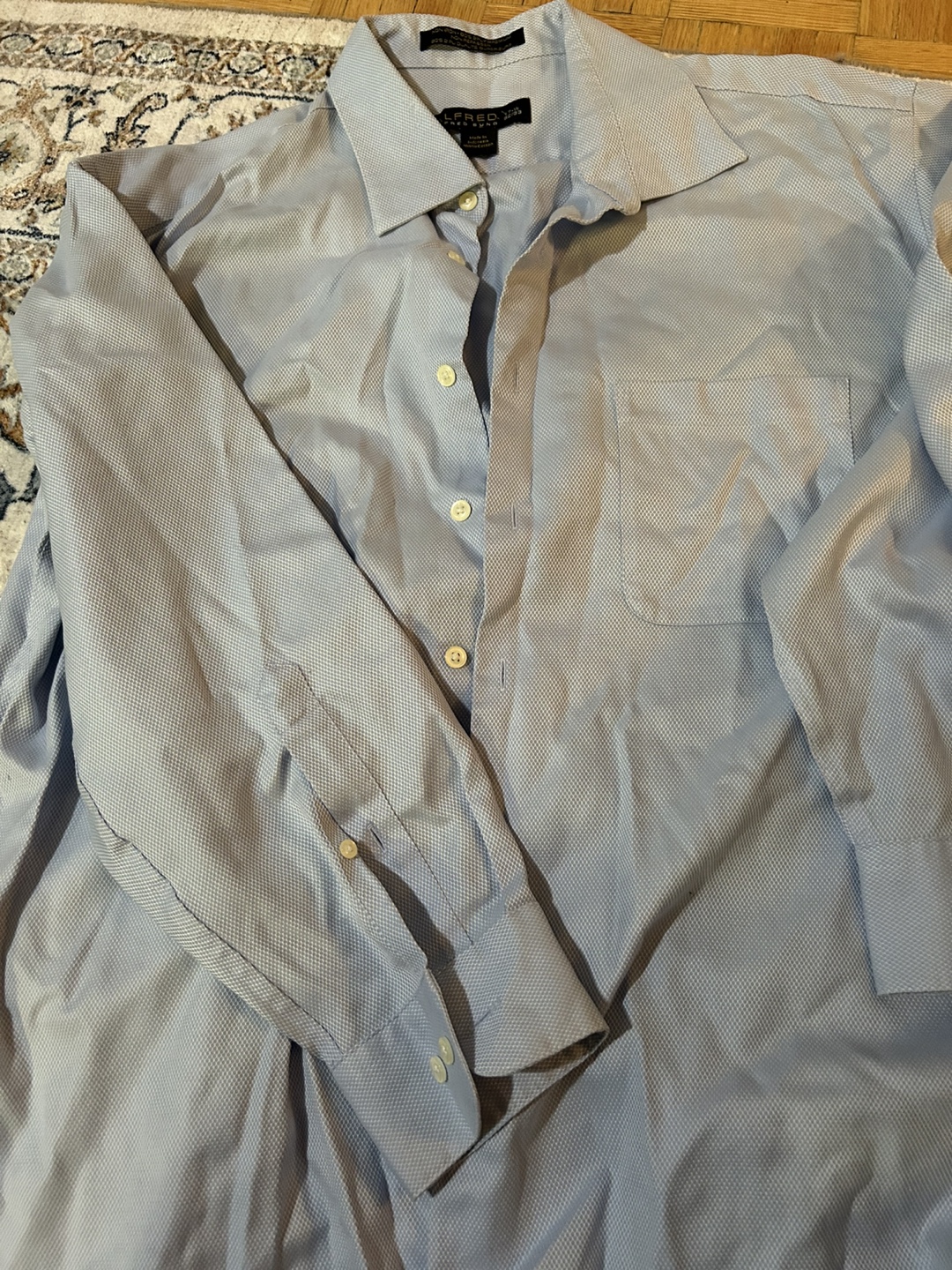 Alfred Sung Men's Light Blue Dress Shirt, Size 17-1/2, 32/33