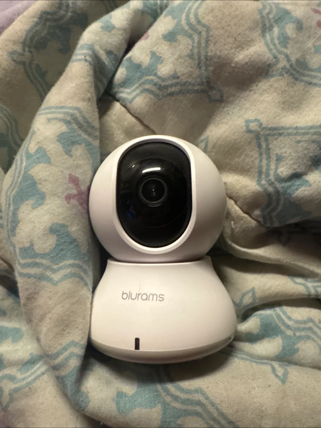 Blurams Home Security Camera thumbnail
