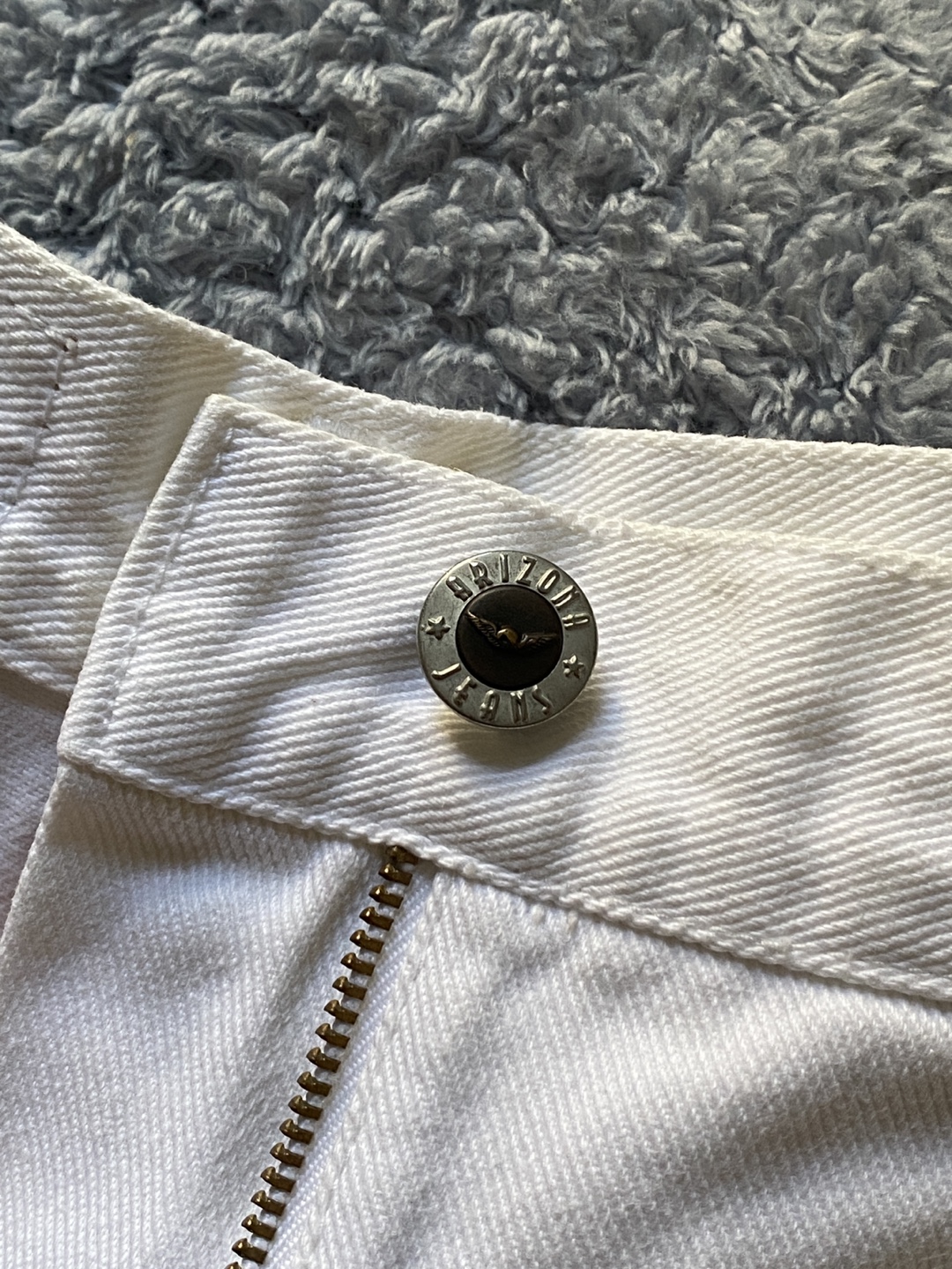 Arizona High-Rise White Denim Shorts - photo 3
