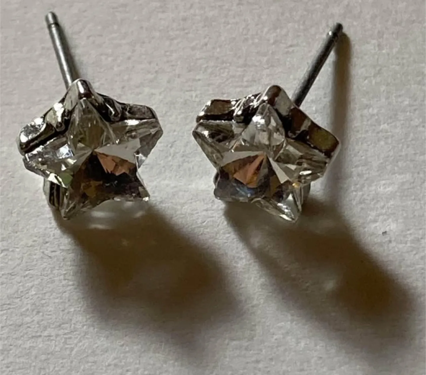 Star-Shaped Glass Stud Earrings thumbnail