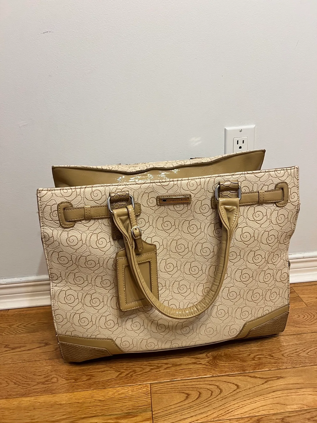 Rolling Travel Tote Bag - Beige Rose Pattern image indicator(3)