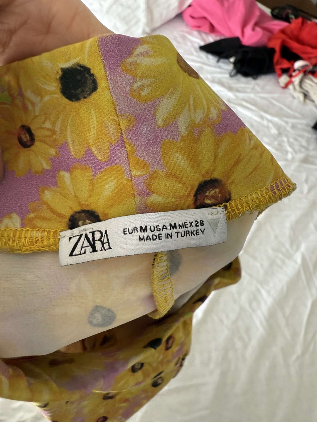 🛍️Zara Sunflower Print Bike Shorts - Size M - photo 3