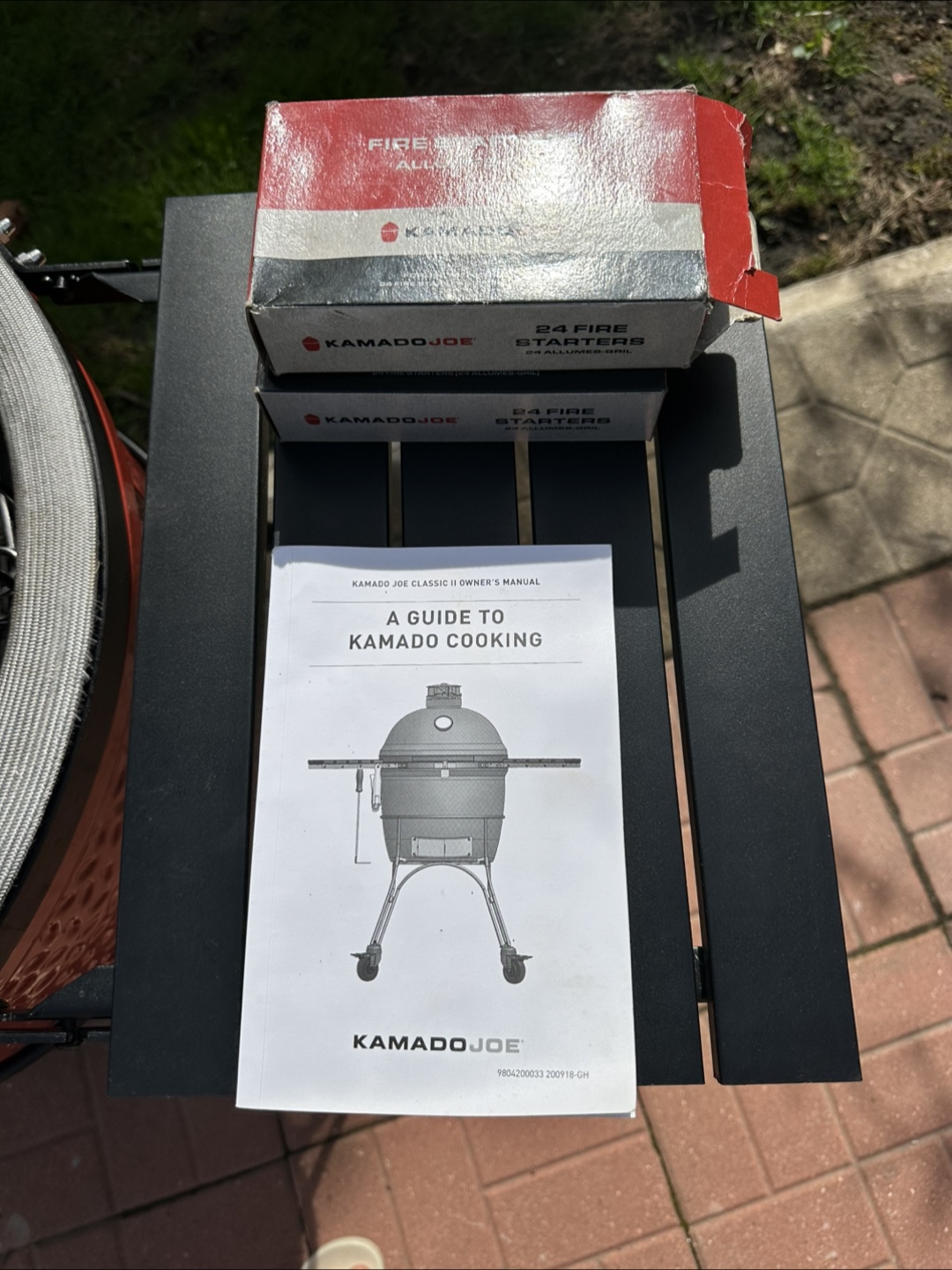 Kamado Joe Classic Joe II Charcoal Grill - Red - photo 5