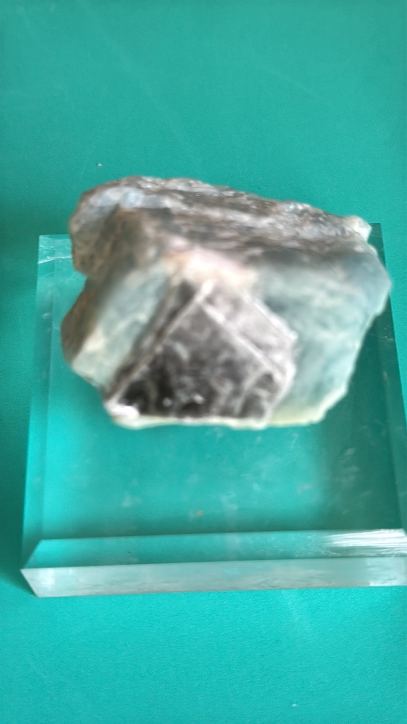 Etched blue aquamarine with mica naturally🧡 shaped as a pyramid. - photo 5