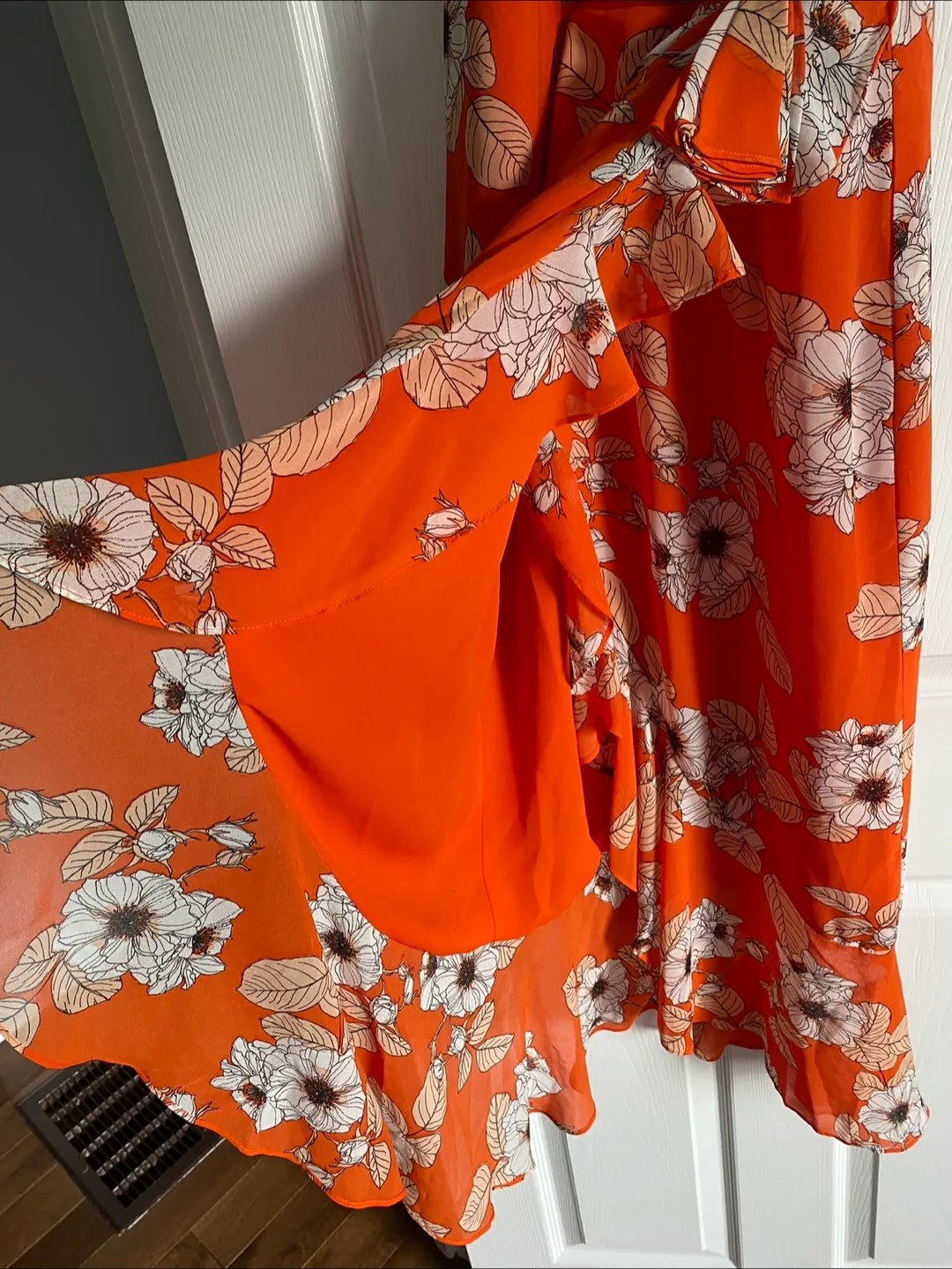 Summer cocktail dress (Bardot) image indicator(6)