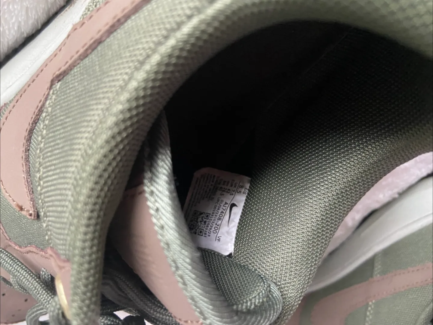 Nike Air Force 1 '07 Olive Green Sneakers image indicator(5)