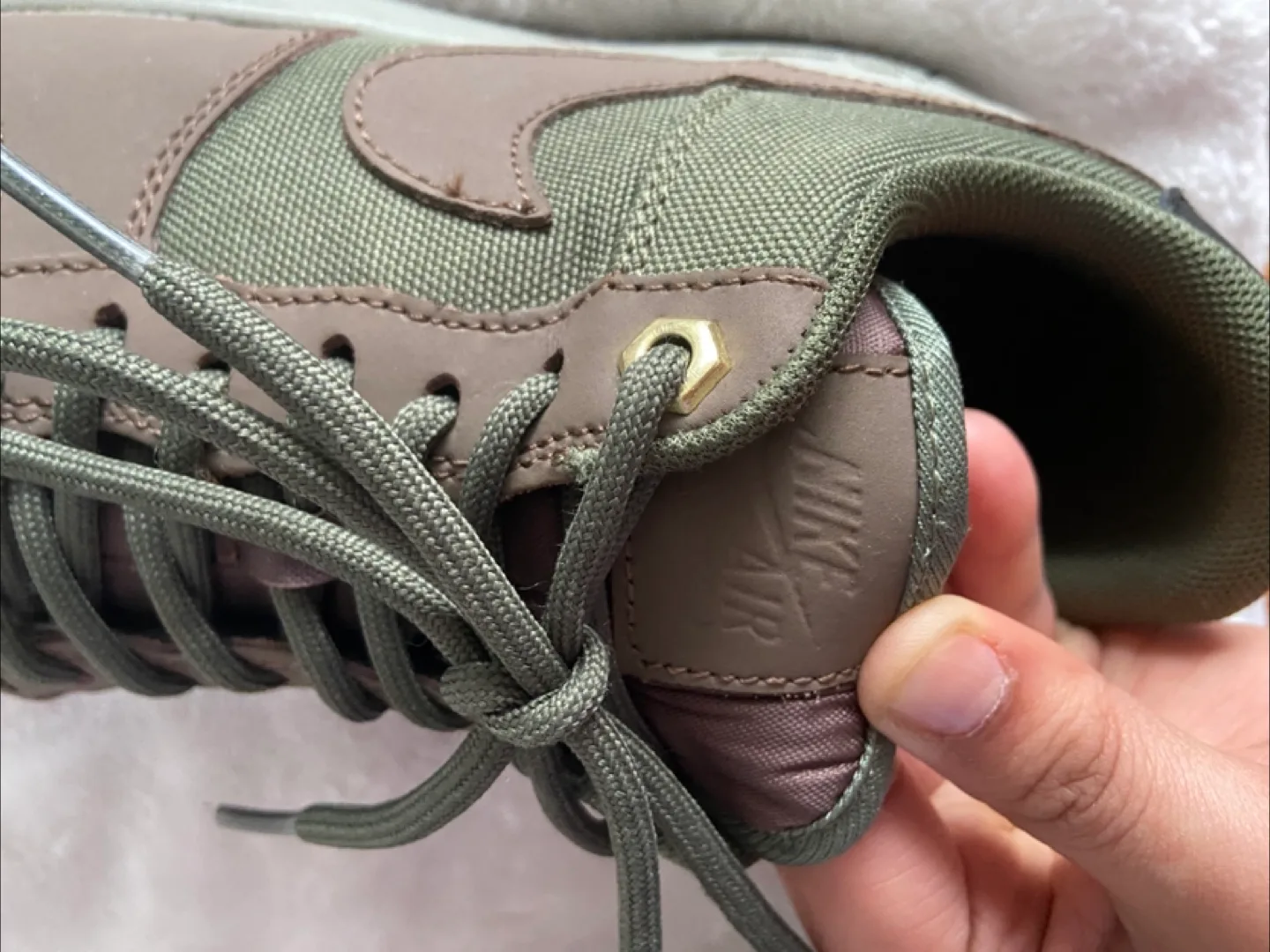 Nike Air Force 1 '07 Olive Green Sneakers image indicator(4)