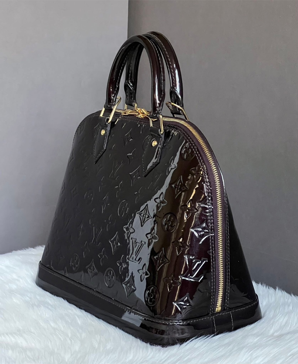 🎀 PRE-LOVED 🎀 Louis Vuitton Alma PM In Monogram Vernis Leather - photo 4