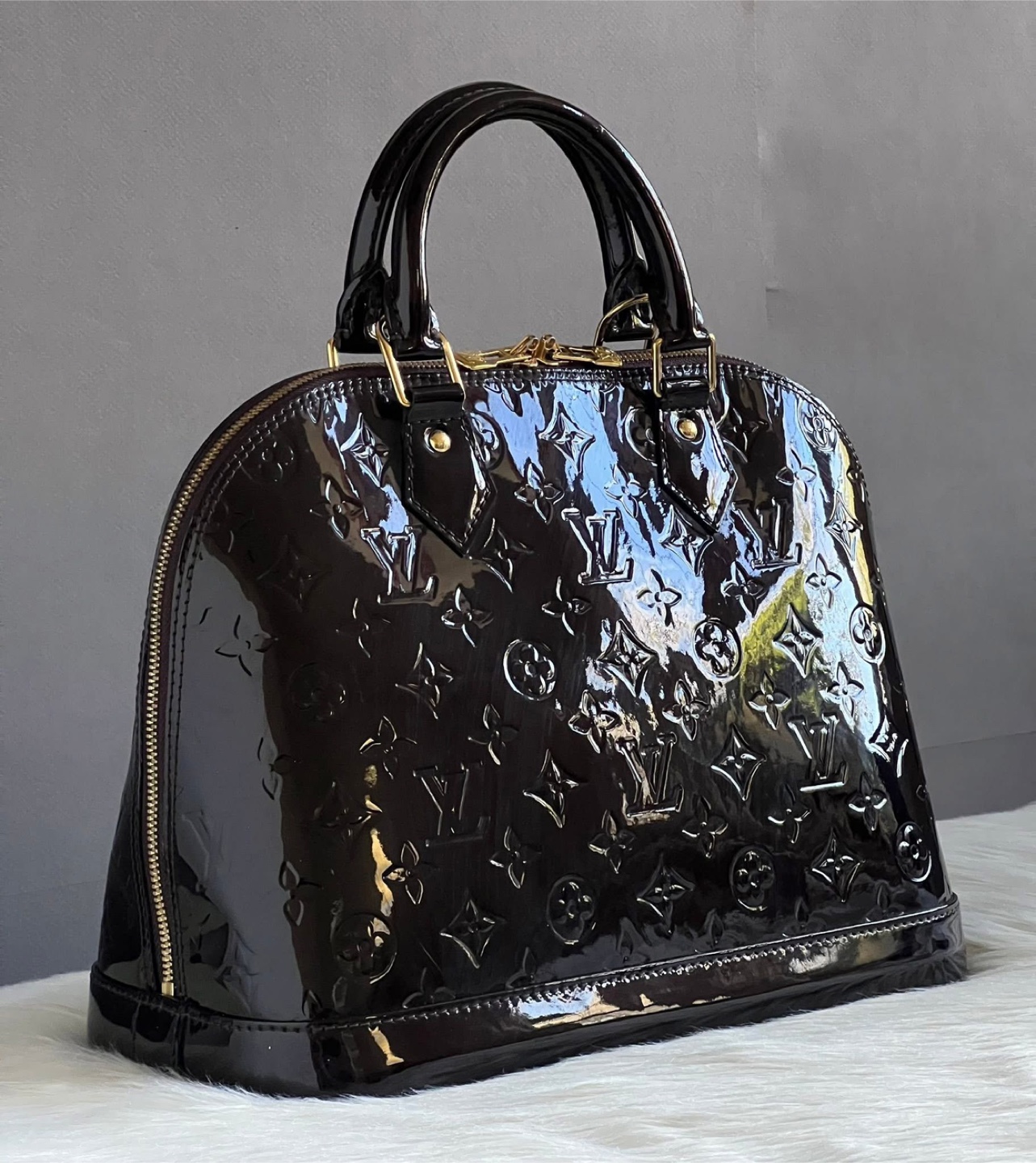 🎀 PRE-LOVED 🎀 Louis Vuitton Alma PM In Monogram Vernis Leather - photo 3