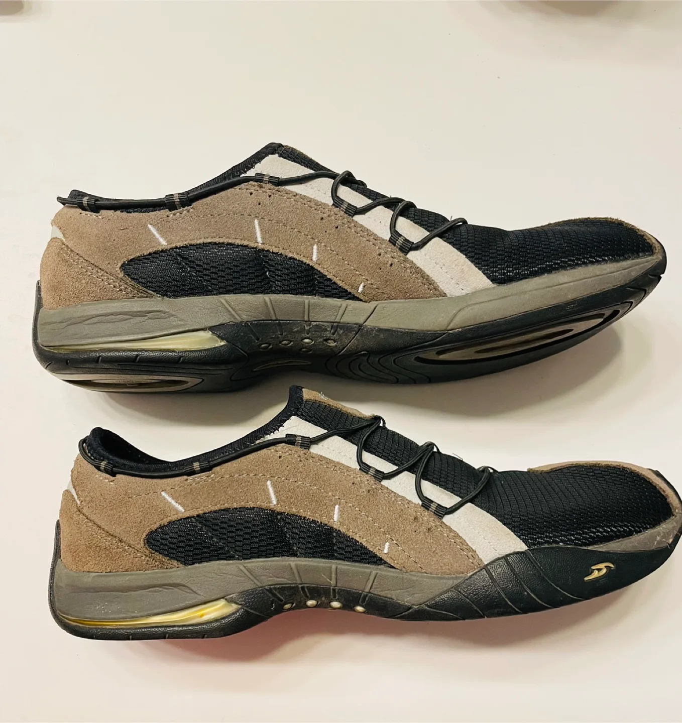 Dr. Scholl’s Slip-on activewear. Size 11 image indicator(2)