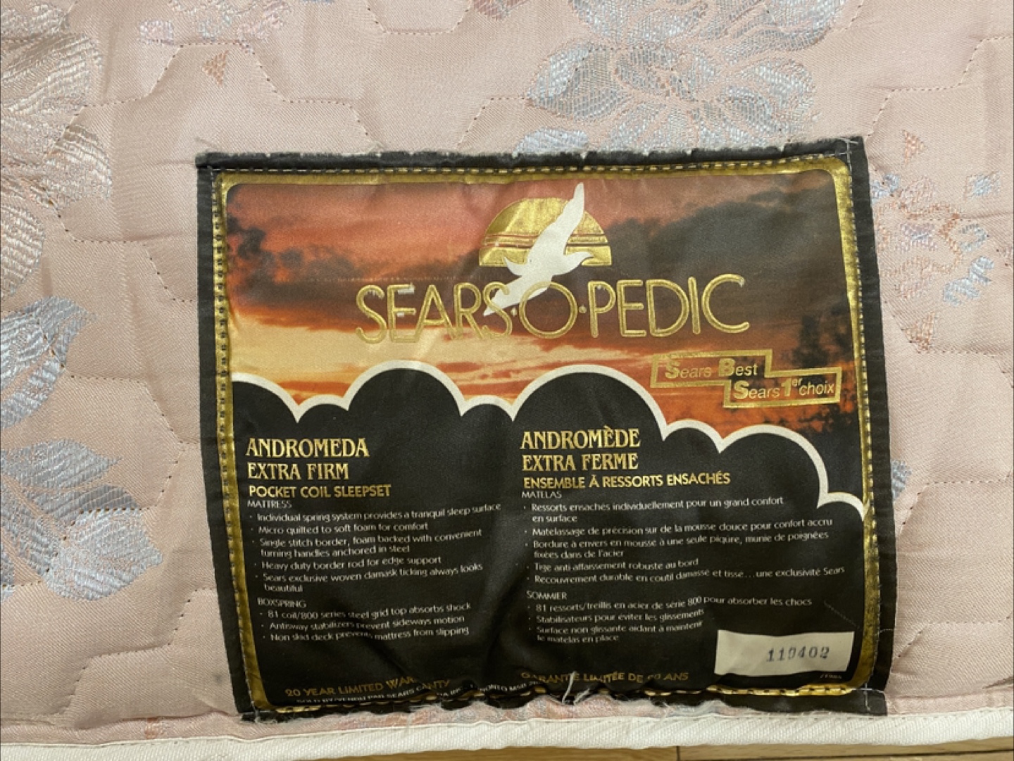 Sears Queen Size Mattress in Great Condition (CAN DELIVER) - photo 2