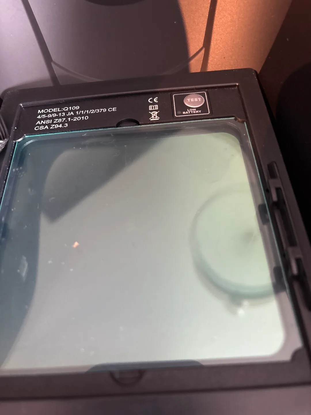 Welding Helmet with Headgear image indicator(2)