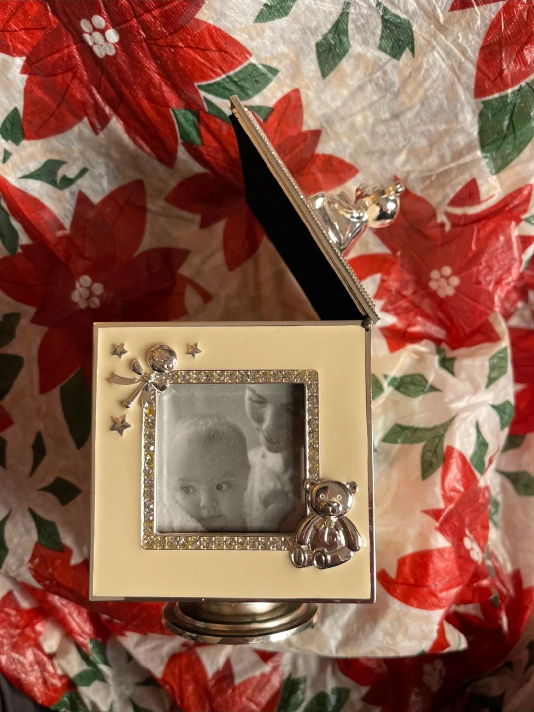 Baby's First Year Musical KEEPSAKE BOX image indicator(2)