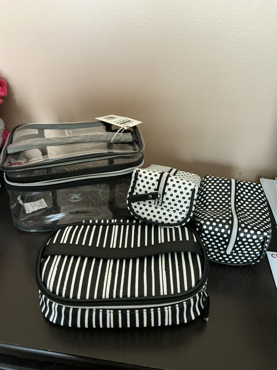 New Zak Designs 4-Piece Travel Cosmetic Bag Set - photo 4