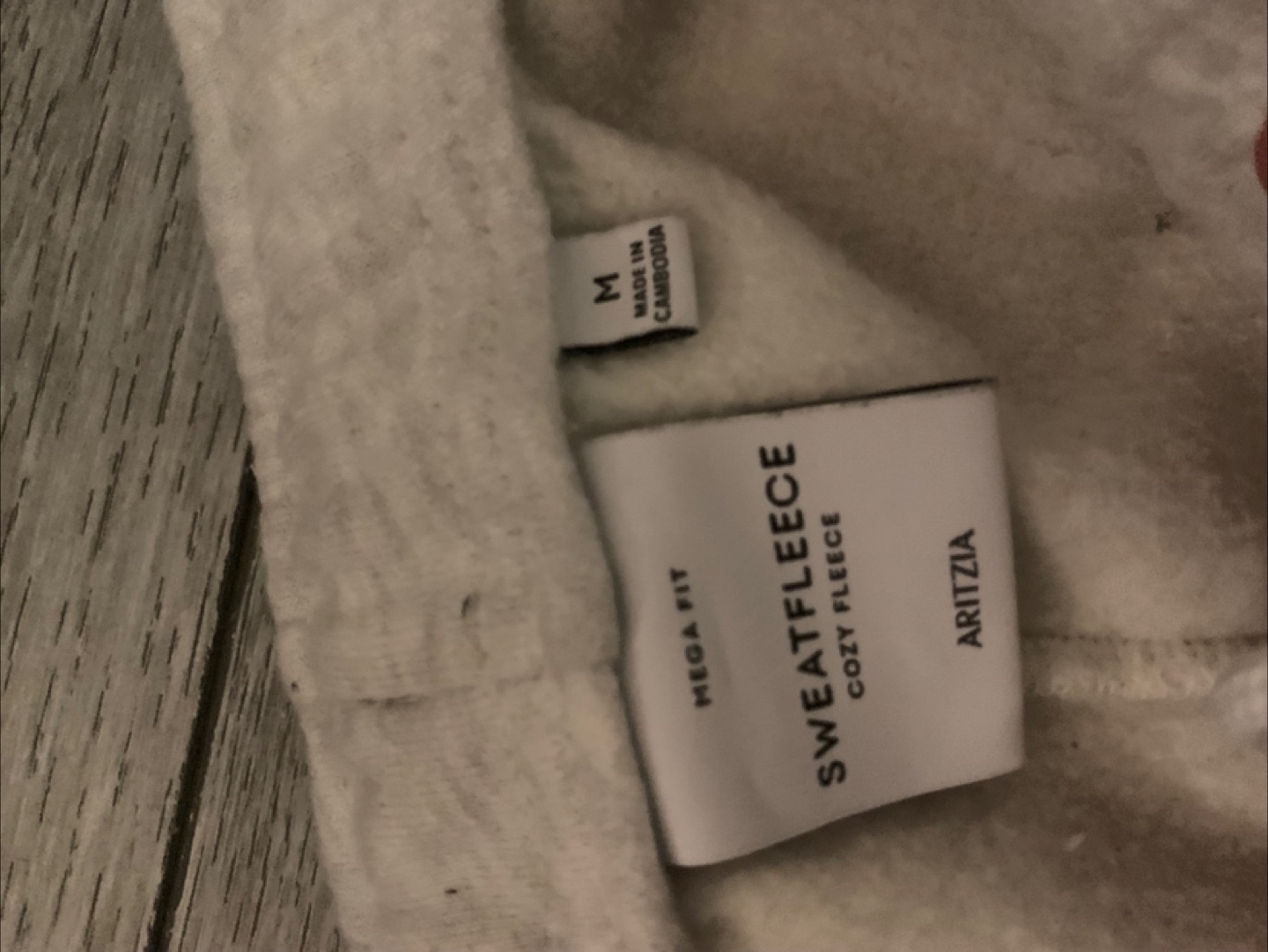aritizia mega fit light grey sweats - photo 2