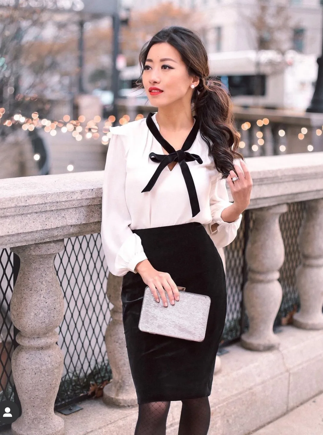 White Tie Blouse - Brand New! (Size 6 Petite) image indicator(10)