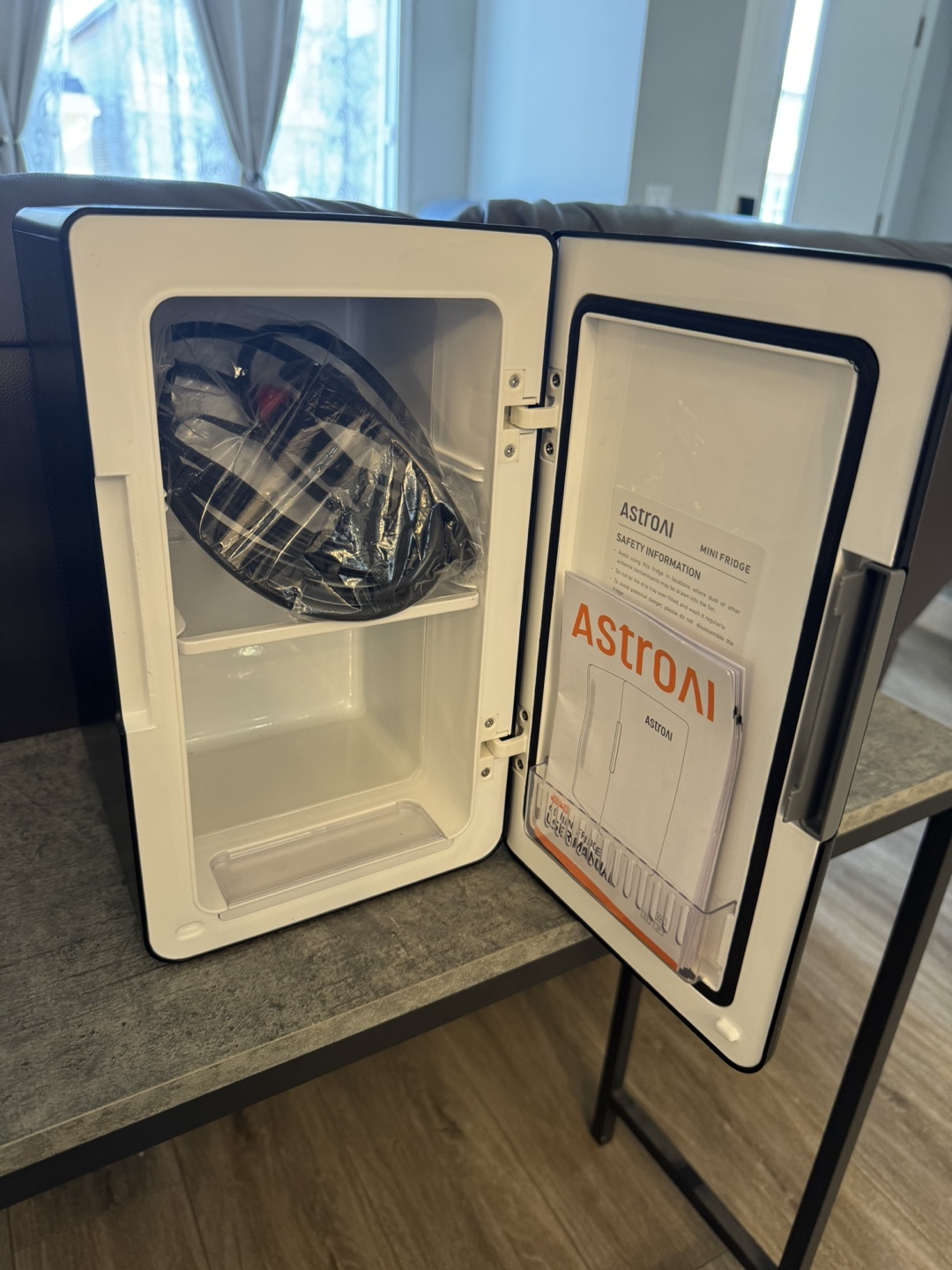 AstroAI Mini Fridge - Portable Cooler - photo 2