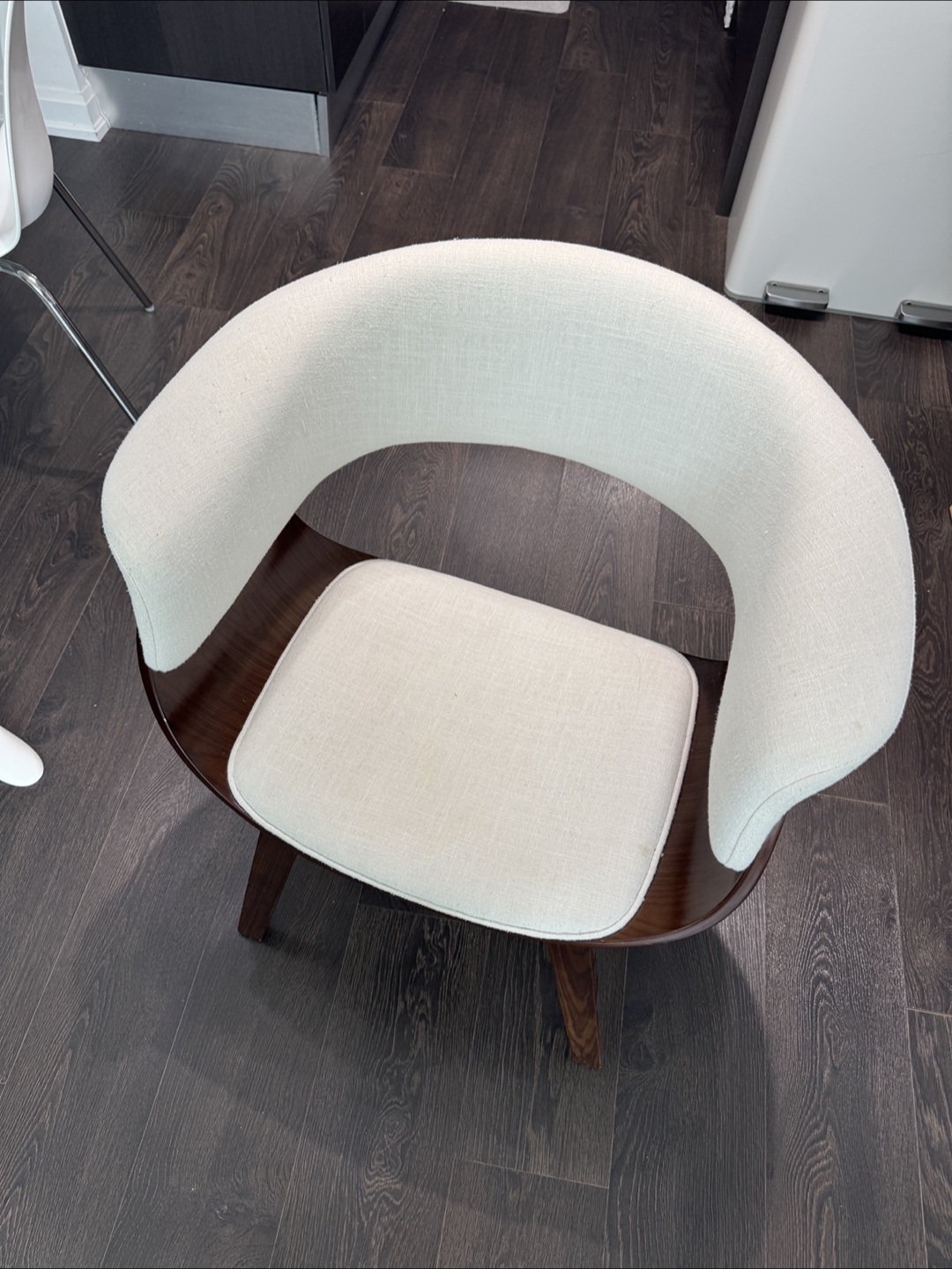 Mid-Century Modern Accent Chair - photo 2