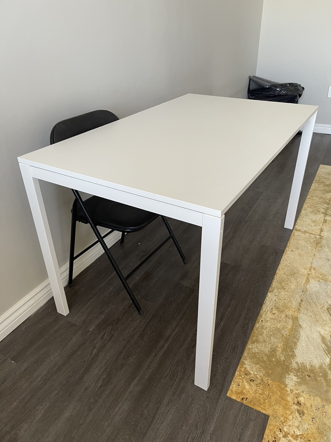 White rectangular table - photo 3