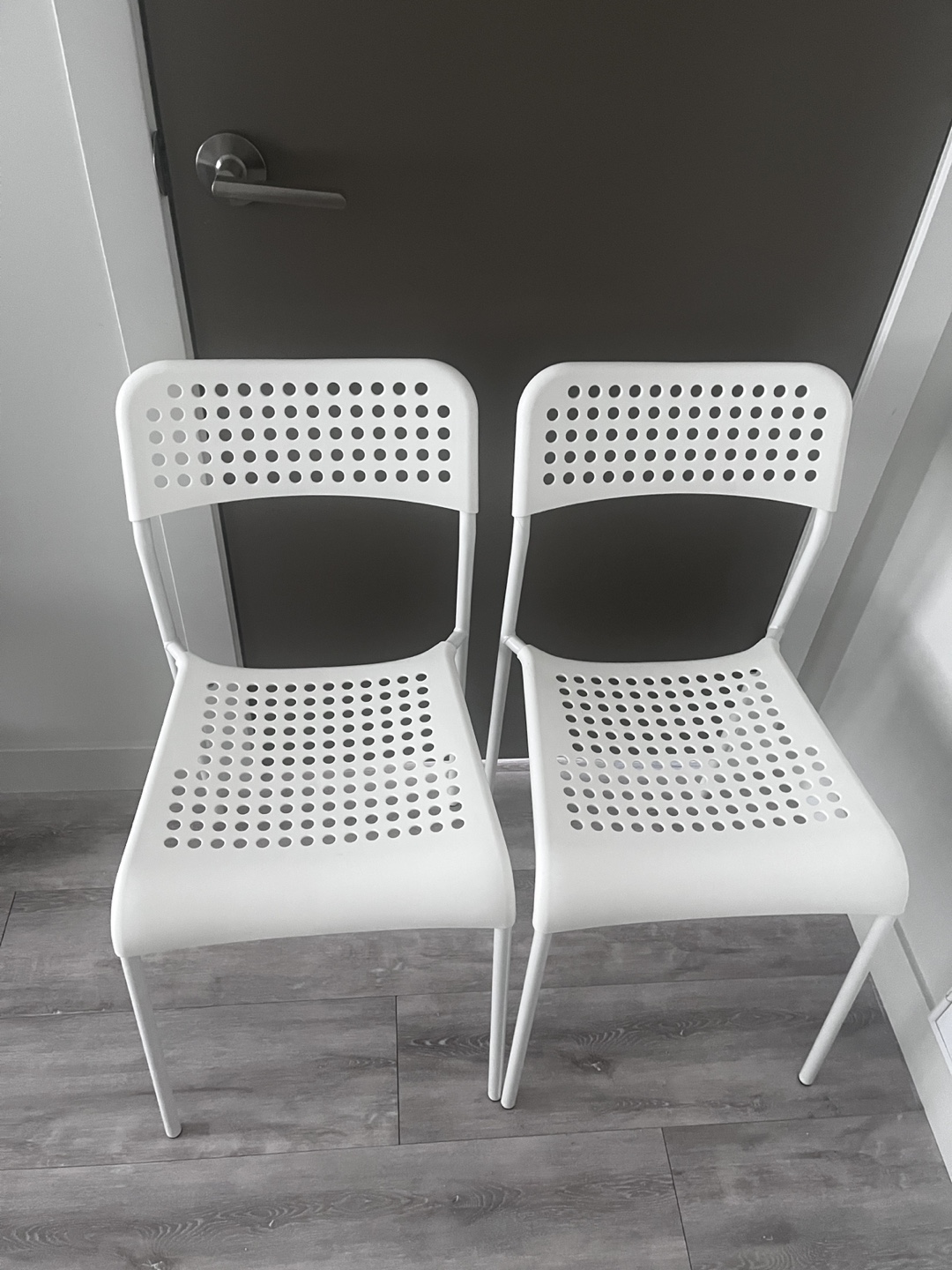 Pair of White Plastic Chairs - photo 2
