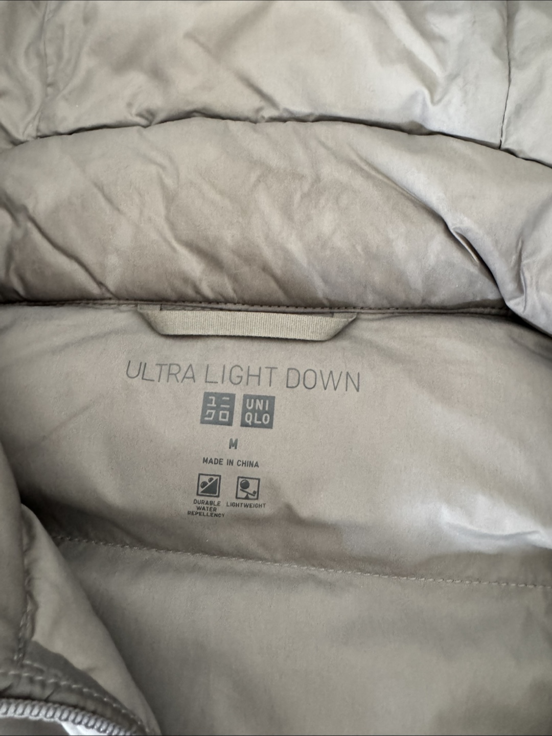 Uniqlo Ultra Light Down Jacket - Size M - photo 2
