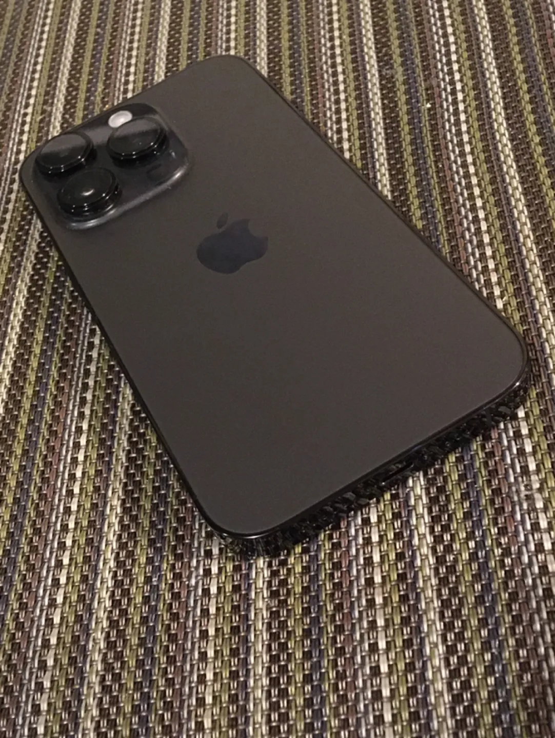 iPhone 14 Pro/ 128gb - Black - Excellent Condition image indicator(3)