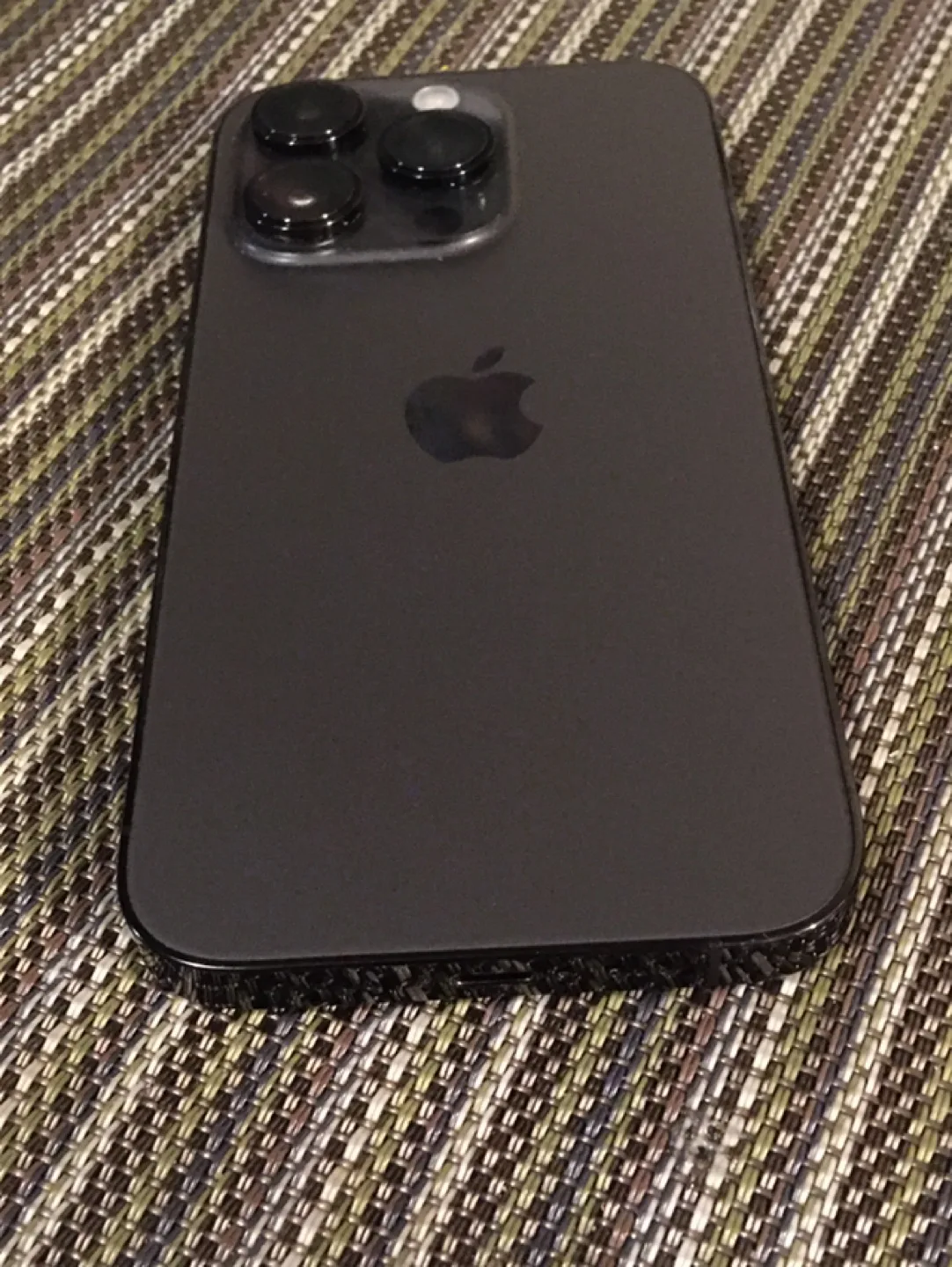 iPhone 14 Pro/ 128gb - Black - Excellent Condition image indicator(6)