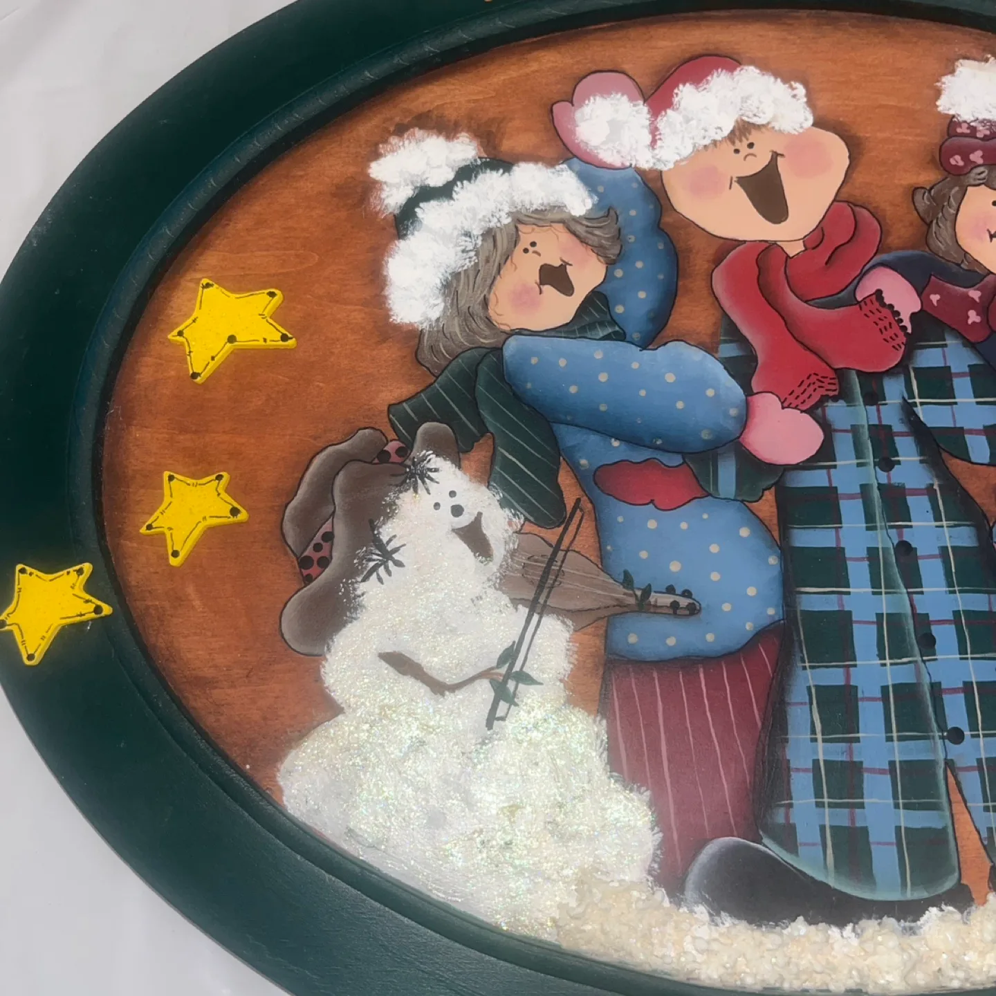 Hand-painted Christmas Carolers Oval Plaque image indicator(2)