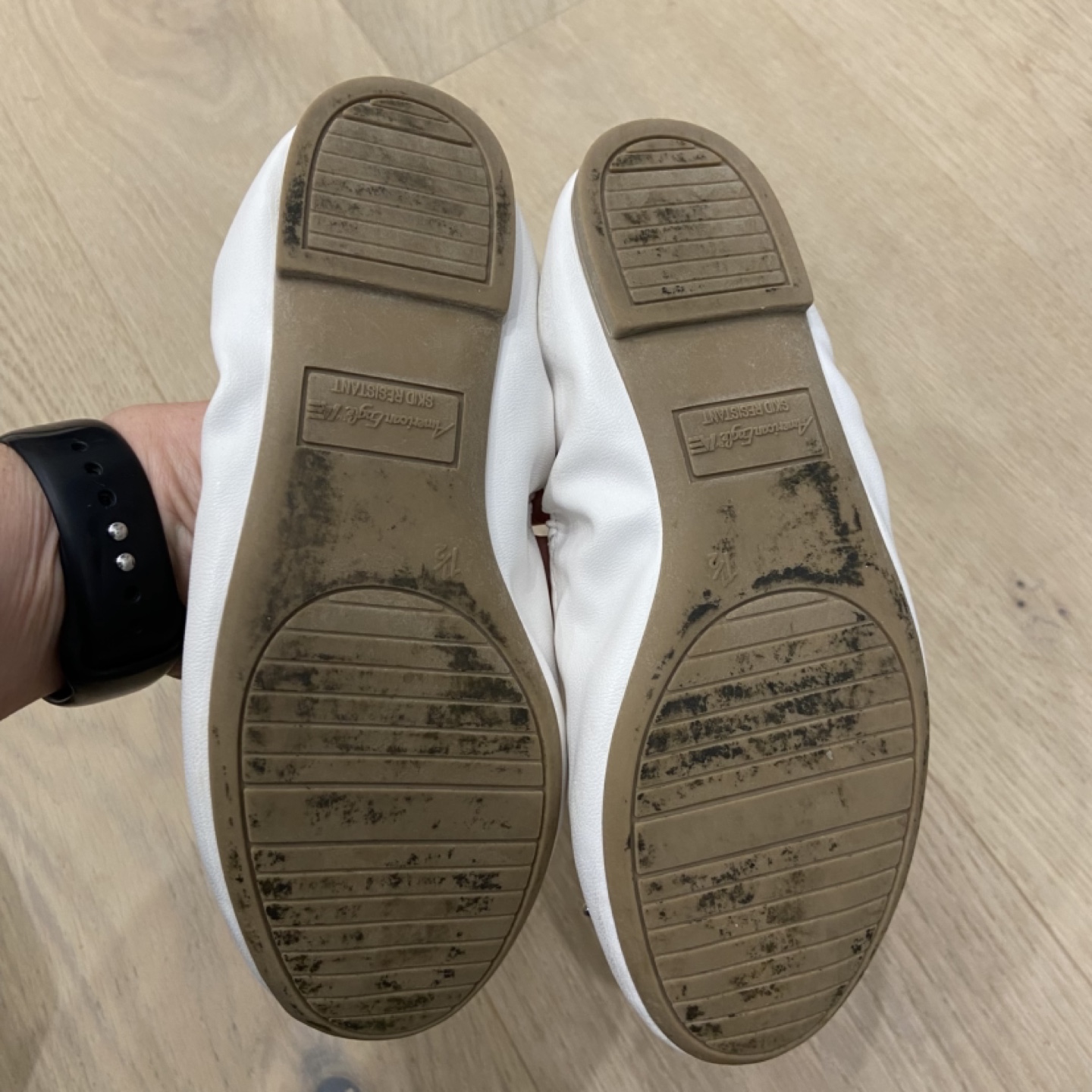 Size 1.5/33 girls white ballet flats - photo 4