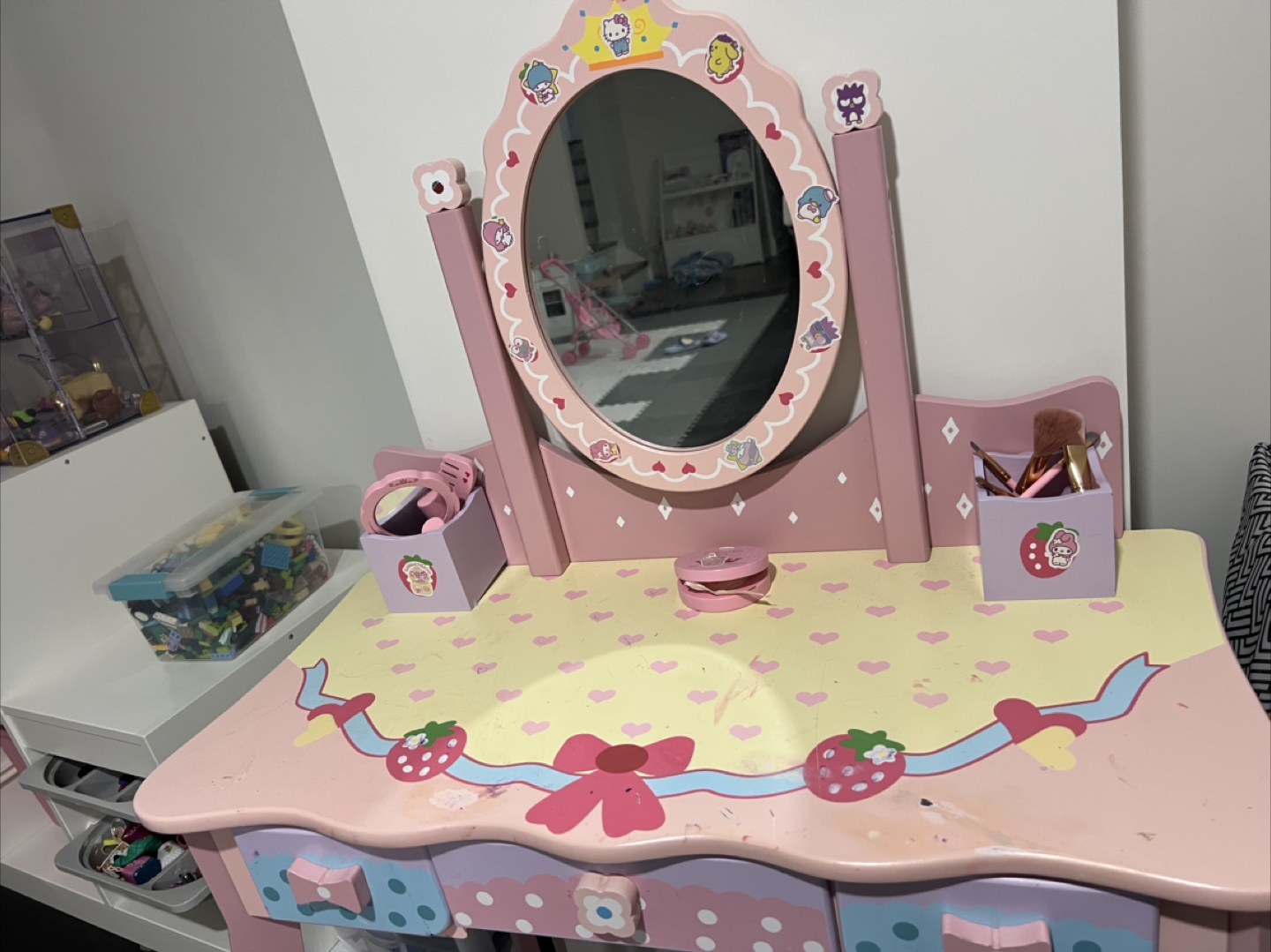 Kids' Vanity Set with Chair – Pink Strawberry Design - photo 3