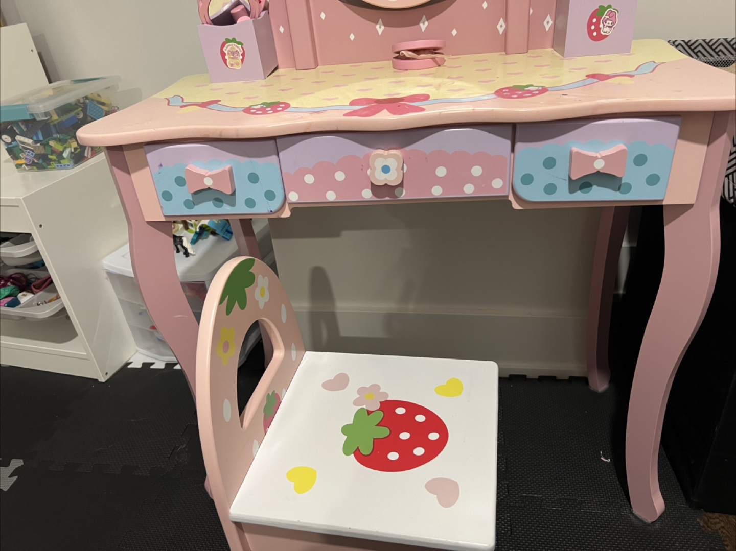 Kids' Vanity Set with Chair – Pink Strawberry Design - photo 2