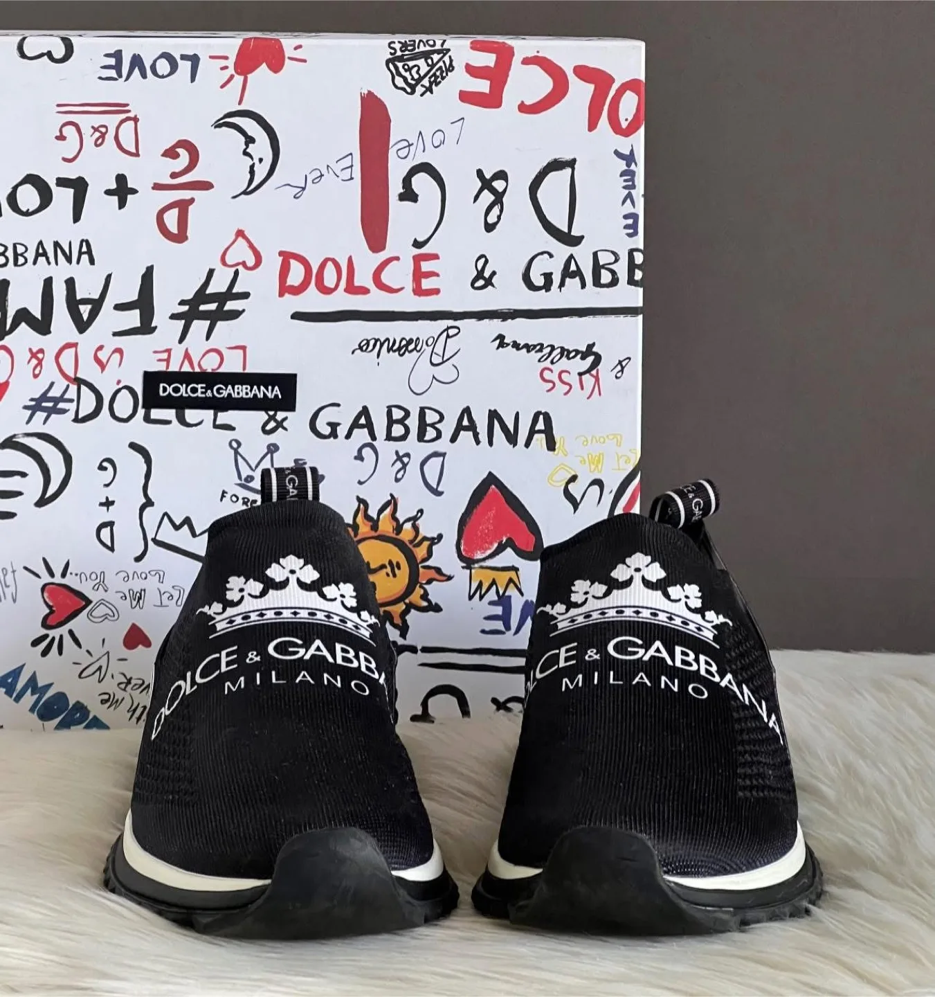 🎀 PRE-LOVED 🎀 CS1595-Dolce and Gabbana Sorrento thumbnail