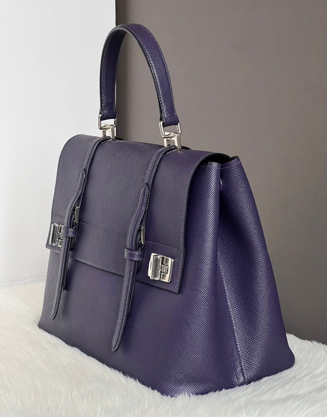 🎀 PRE-LOVED 🎀 Prada Saffiano Lux Double Turn-Lock Satchel - photo 5