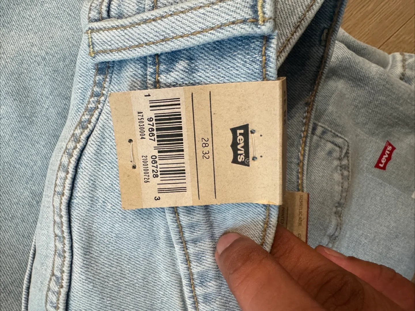 Levi's 70s High Flare Jeans - Size 28/32 image indicator(6)