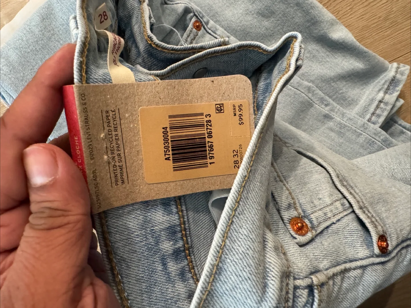 Levi's 70s High Flare Jeans - Size 28/32 image indicator(4)