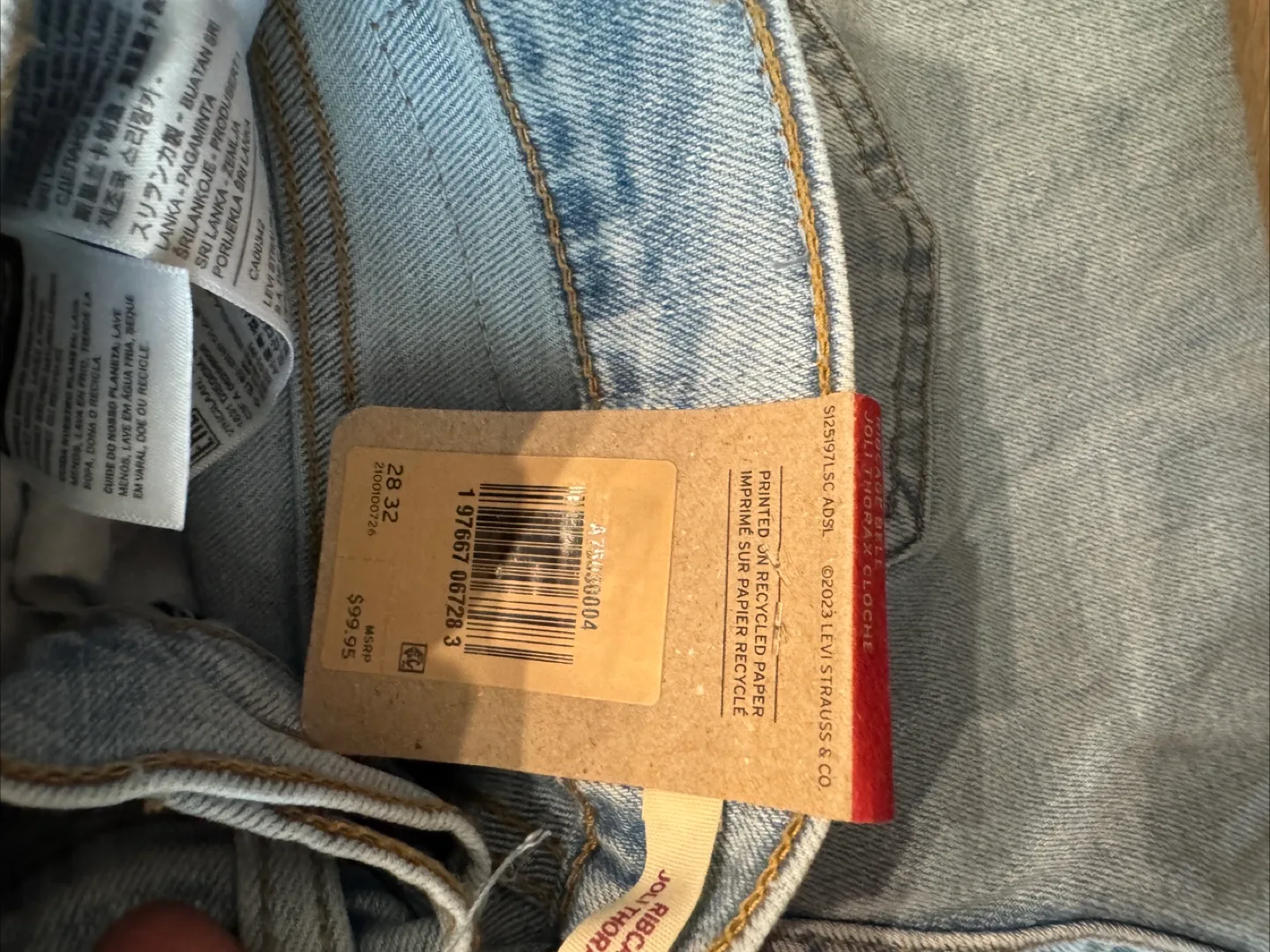 Levi's 70s High Flare Jeans - Size 28/32 image indicator(5)